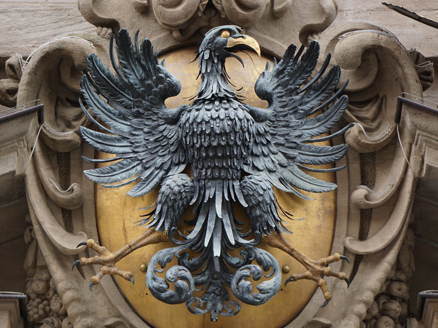 Reichsadler Adler mit ausgebreitetem Prachtfederkleid
