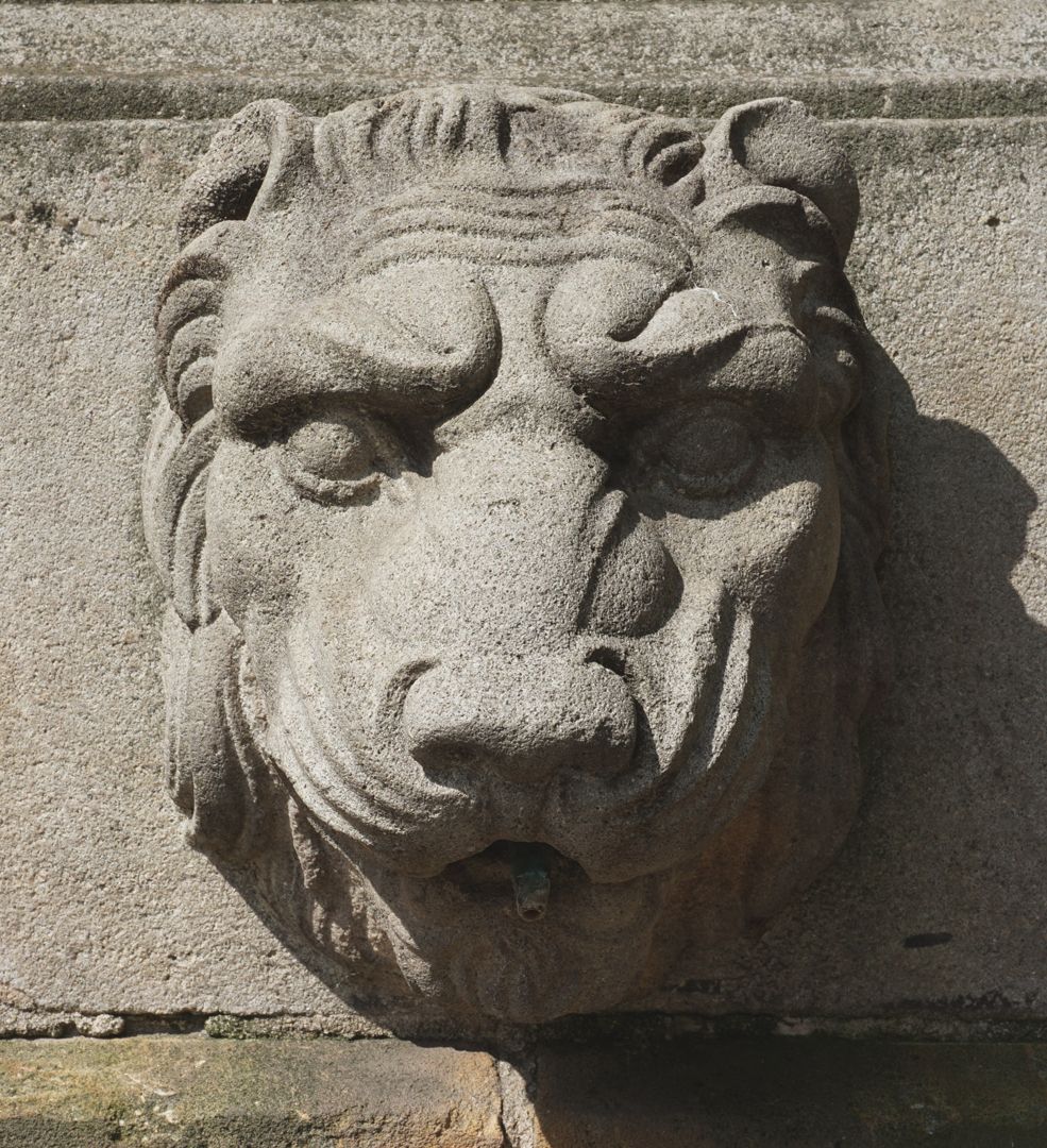 Pumpbrunnen Wasserspeier