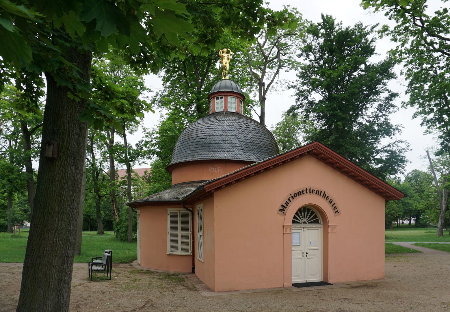 Apollo-Tempel Eingangsvorbau mit Rotunde